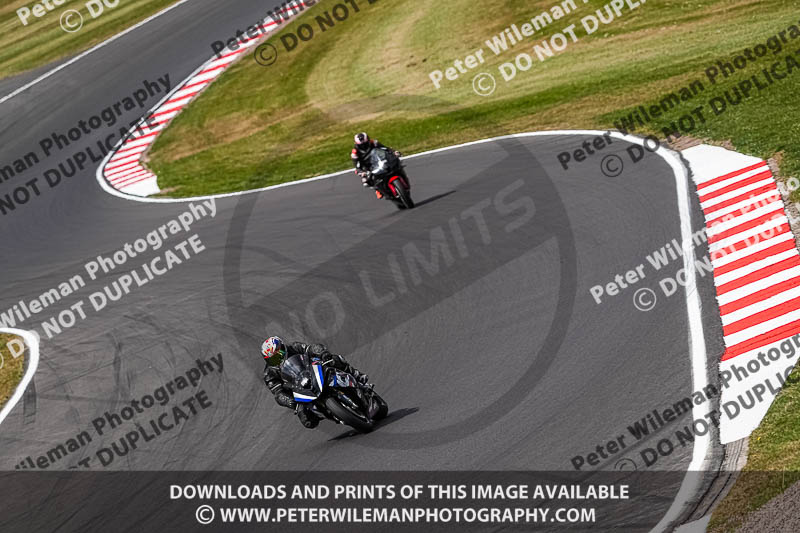 donington no limits trackday;donington park photographs;donington trackday photographs;no limits trackdays;peter wileman photography;trackday digital images;trackday photos